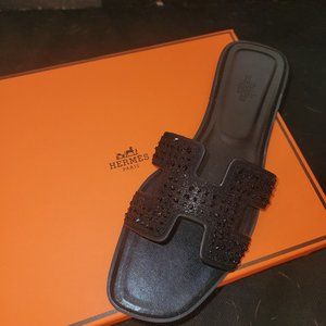 Popular H sandal LOOKALIKE!